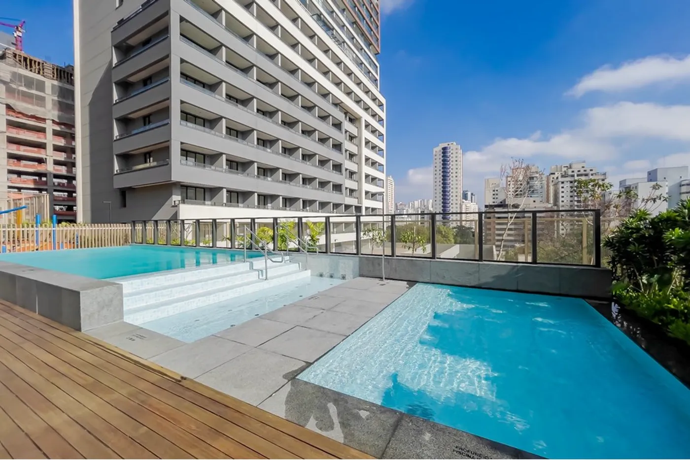 PC 300 Apto 601081056-36 - REMAX Lepex Exclusividades — foto 2