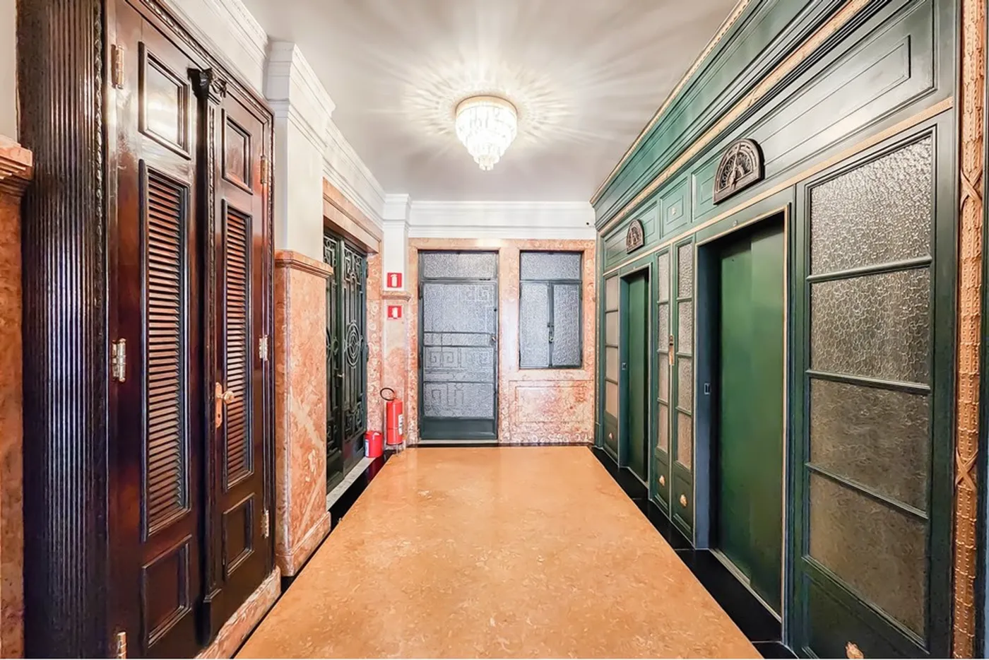 RRDA 209 Sala 601481005-195 - REMAX Comunità Exclusividades — foto 3