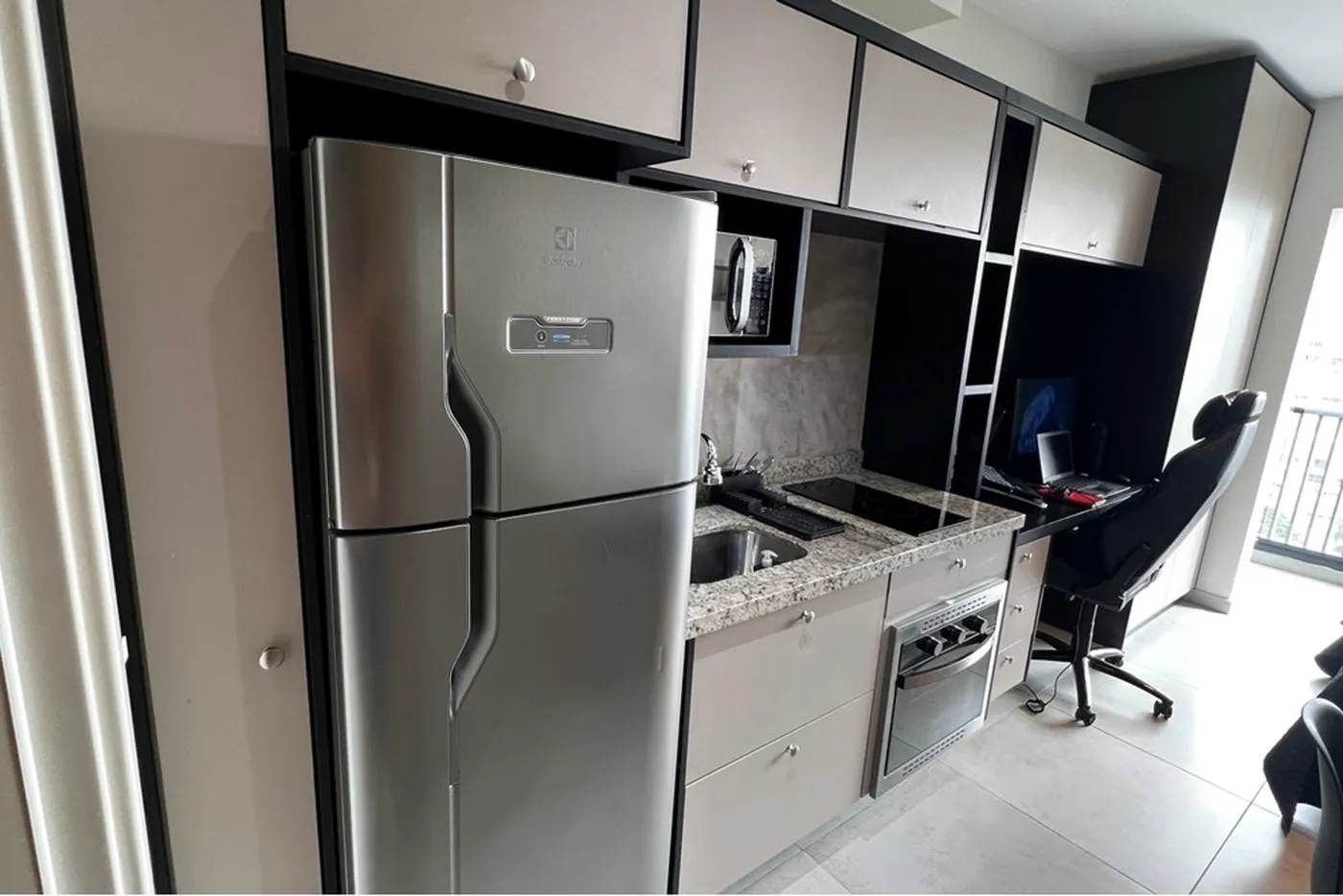 BDS 21 Apto 601361051-33 - REMAX Trio Exclusividades