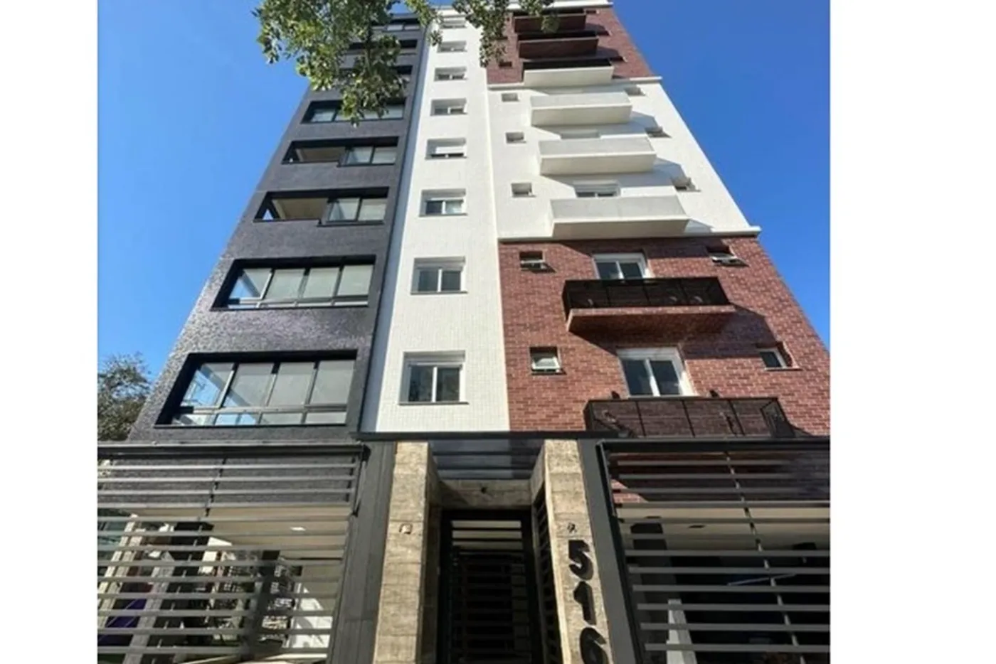 HCF 516 Apto 610371008-95 - REMAX Rocket Exclusividades