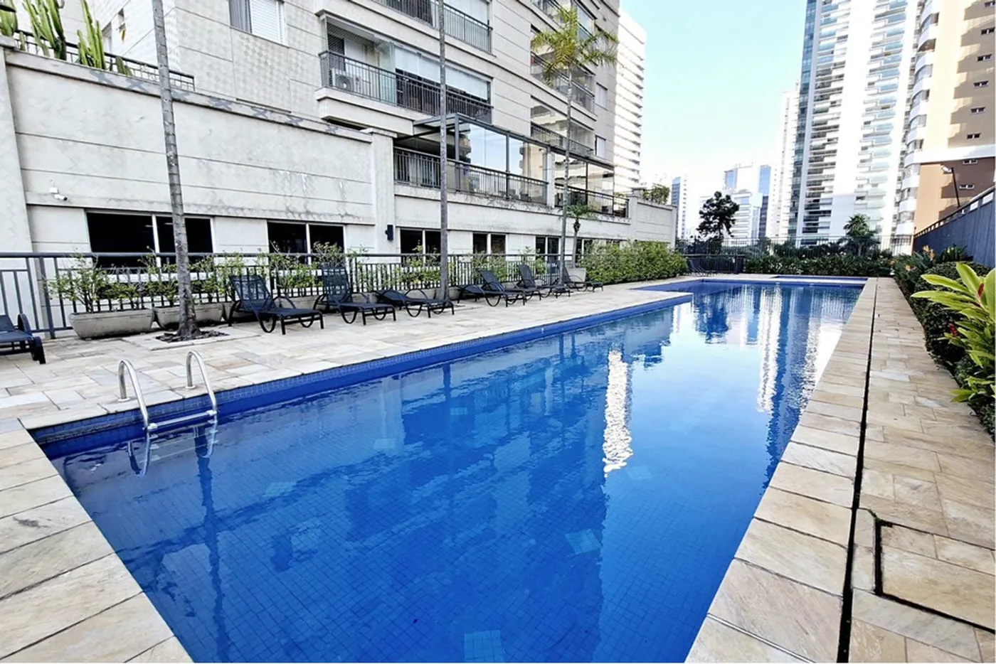 BB 66 Apto 601361052-84 - REMAX Trio Exclusividades — foto 2