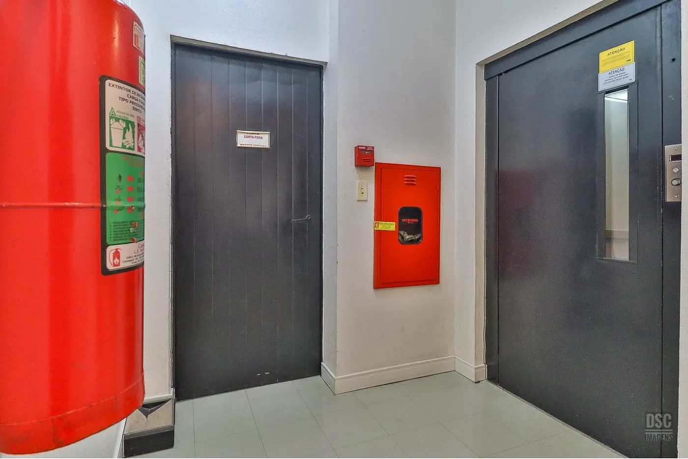 PI 72 Sala 610101031-2 - REMAX Tri Exclusividades — foto 2