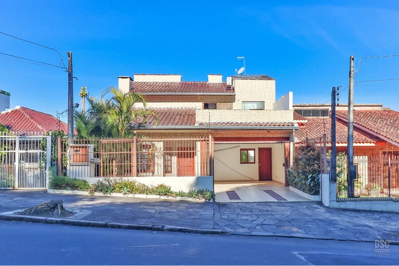 IDC 813 Casa 610191022-158 - REMAX Casa Sul Exclusividades