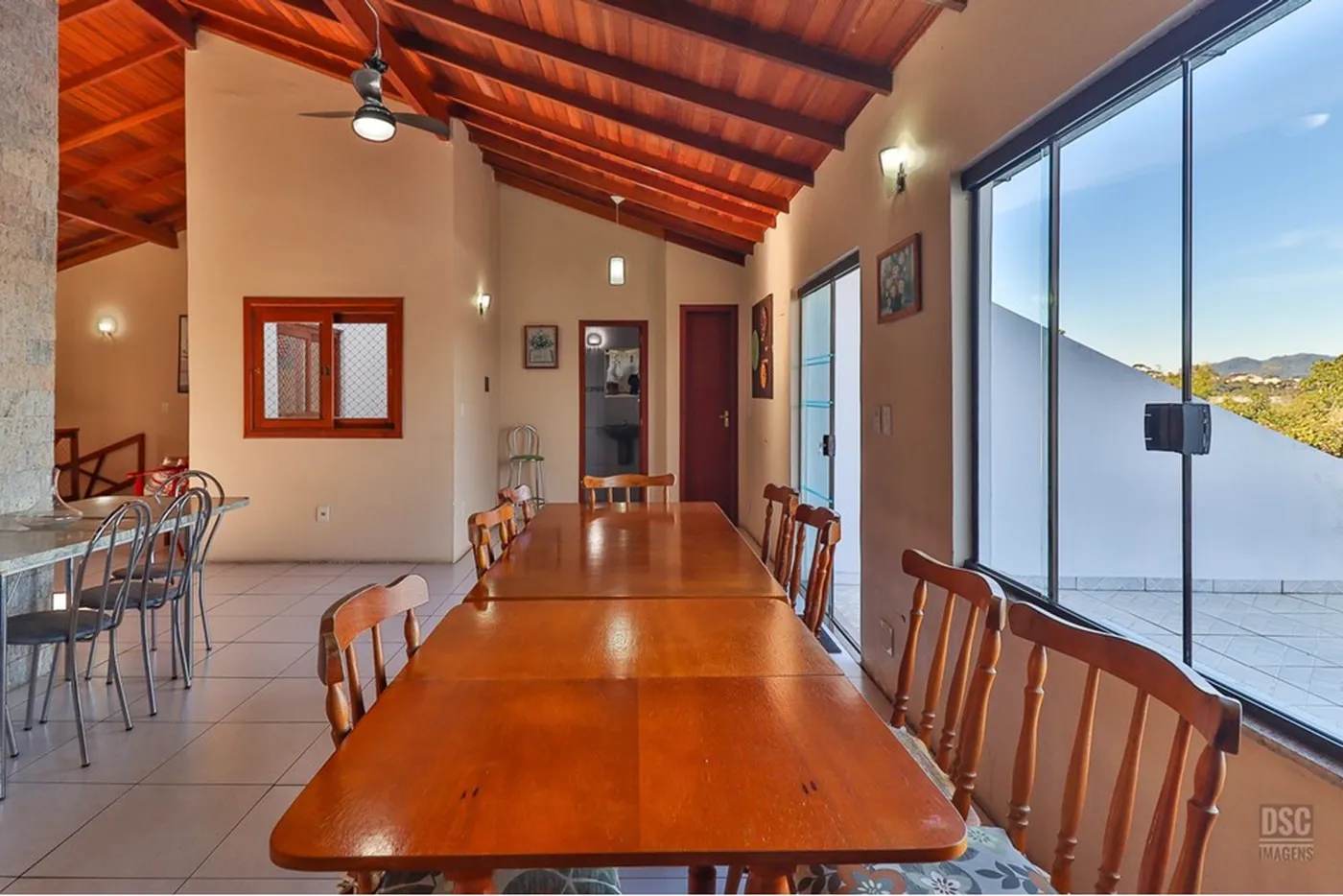 IDC 813 Casa 610191022-158 - REMAX Casa Sul Exclusividades — foto 4