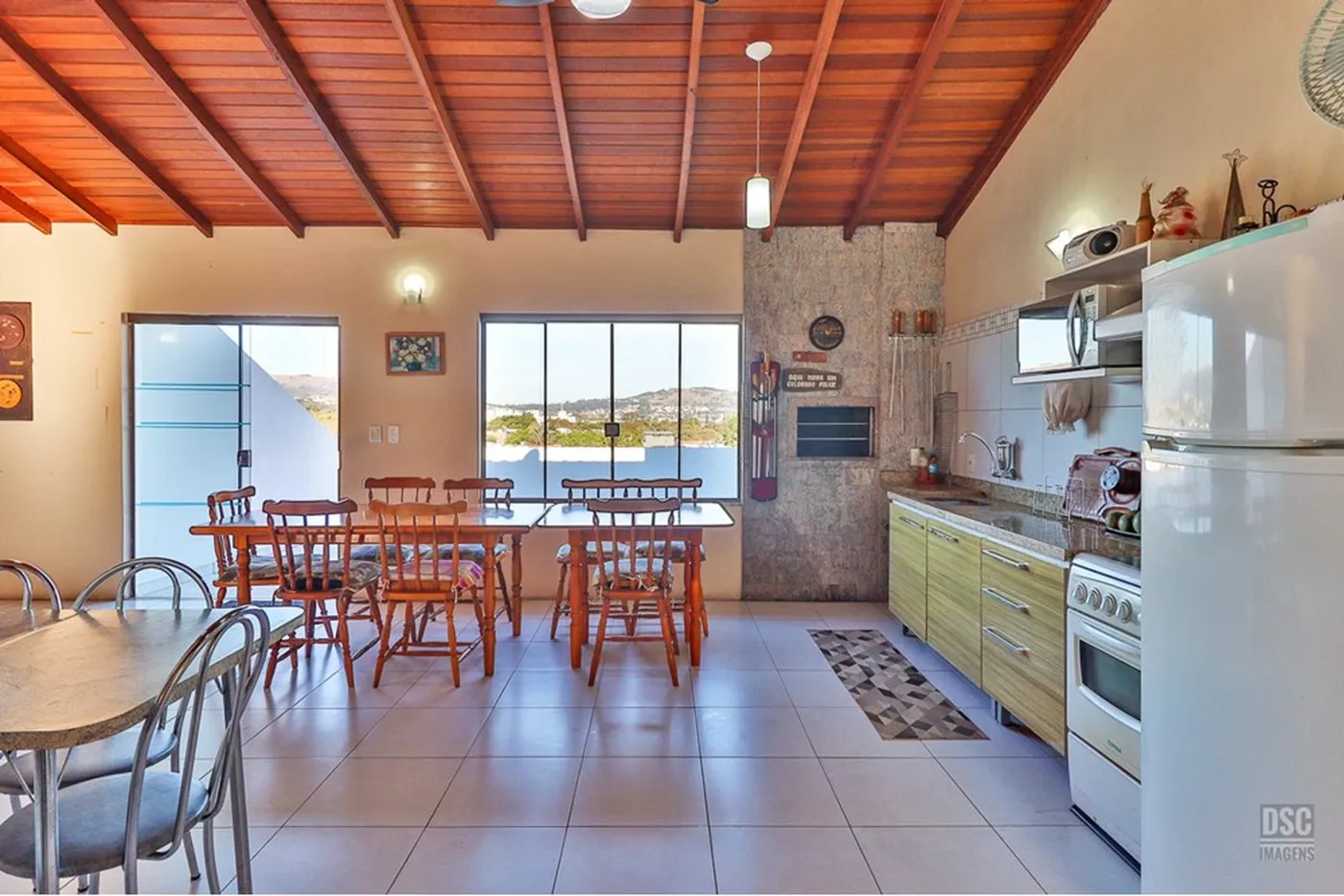 IDC 813 Casa 610191022-158 - REMAX Casa Sul Exclusividades — foto 3