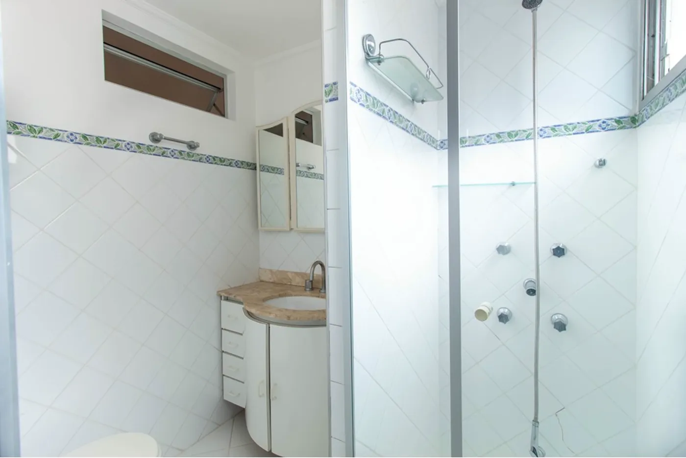 CBGE 195 Apto 601971018-1239 - REMAX Empire Exclusividades — foto 2