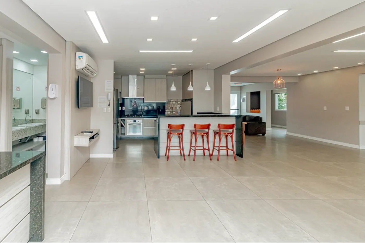 BVAT 180 Apto 612521047-26 - REMAX Place Exclusividades — foto 2