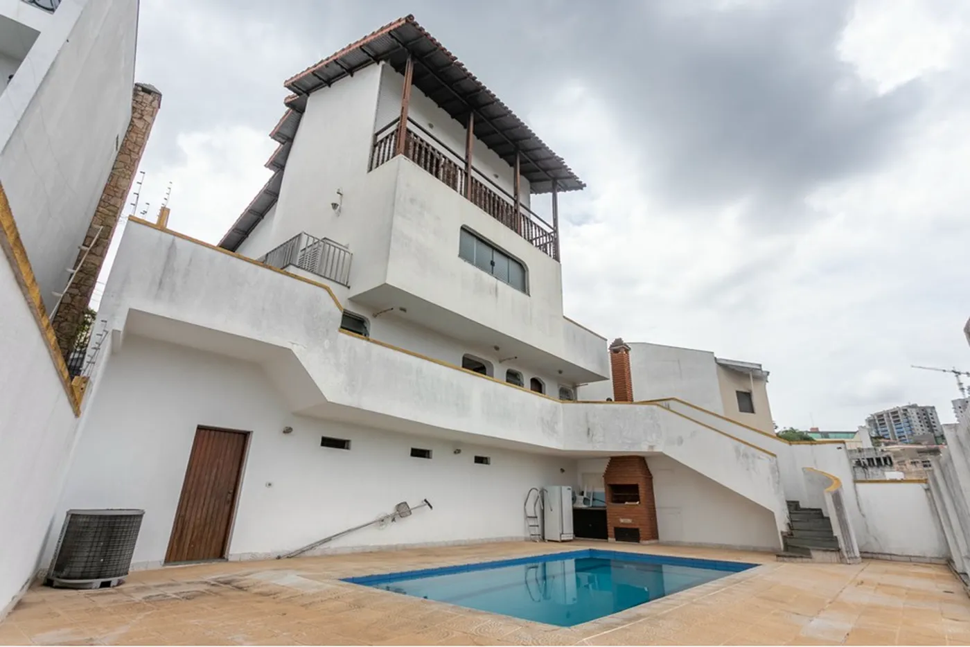 JFSDS 331 601301062-14 - Remax Studio 76 Exclusividades