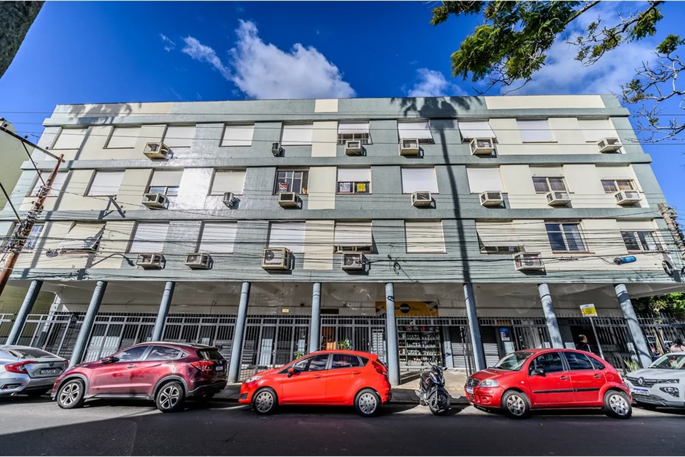 MDGV 690 Apto 612481037-102 - REMAX Andar de Cima Exclusividades