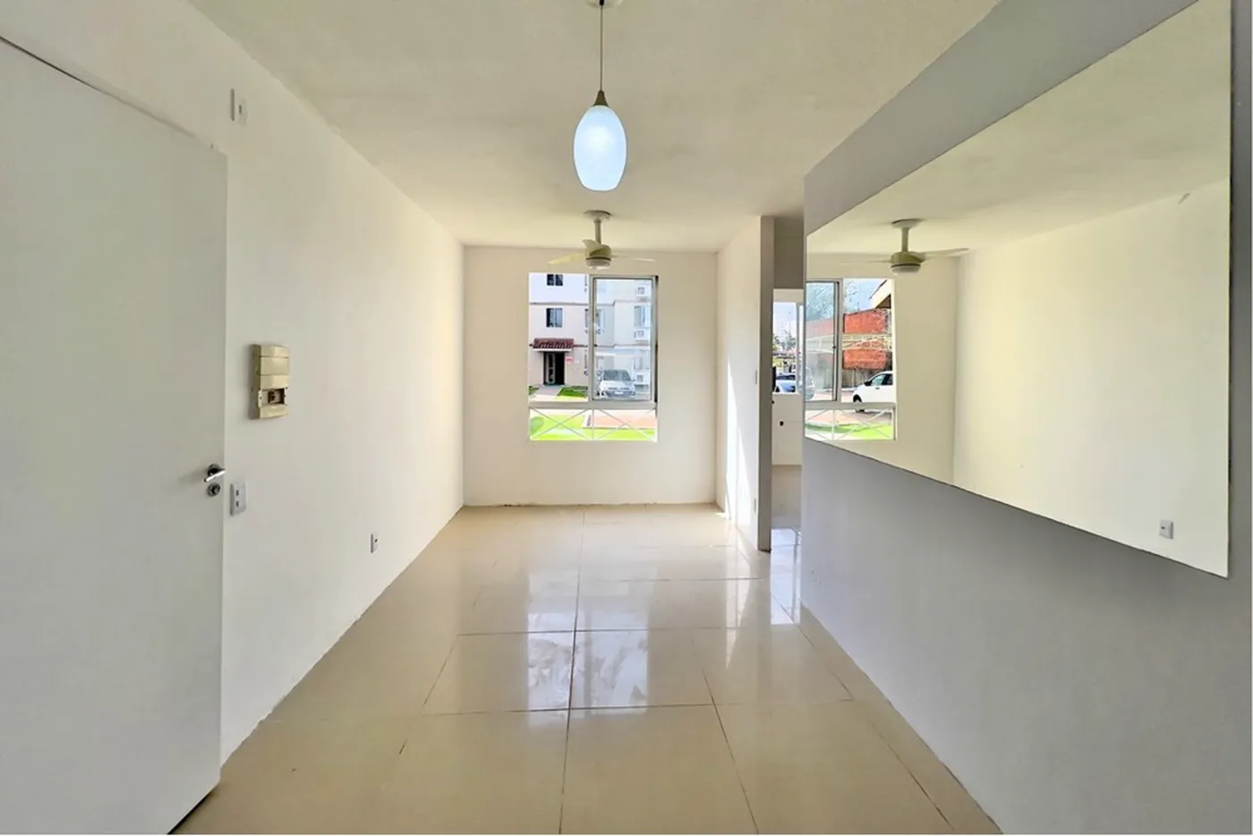 FDJB 1852 Apto 610241030-42 - REMAX 520 Exclusividades