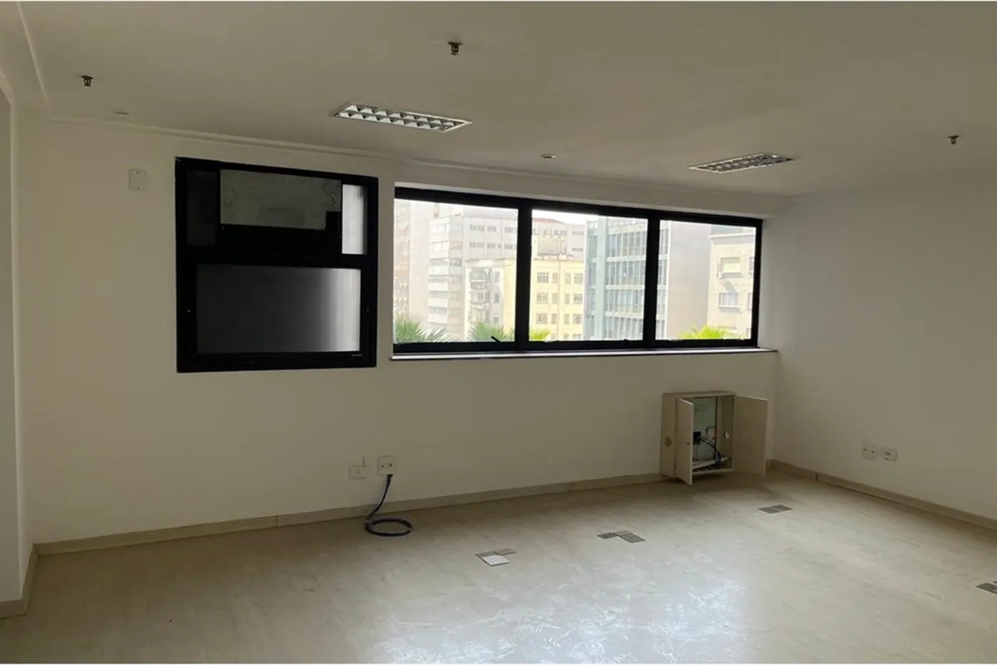 SCA 672 Sala 601081090-12 - REMAX Lepex Exclusividades — foto 4
