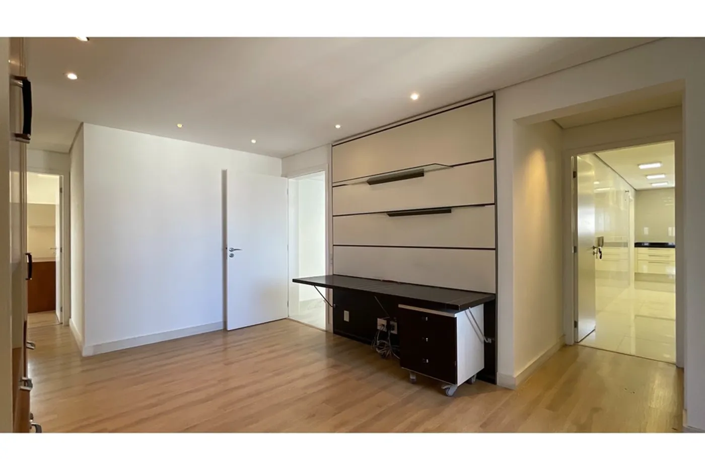 ADLJA 301 Apto 601261064-219 - REMAX Terra Exclusividades — foto 3