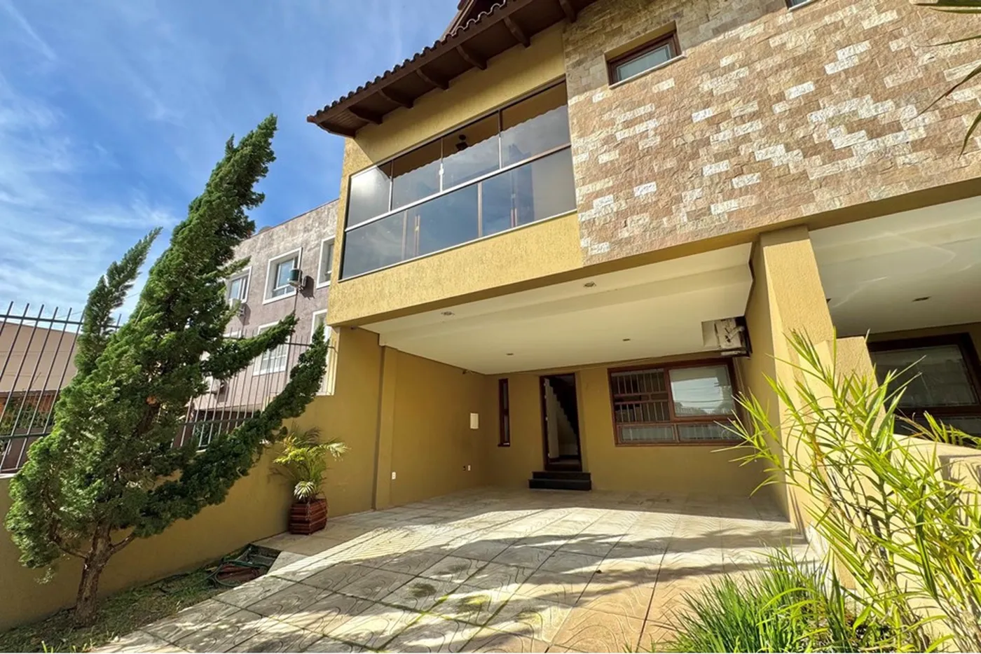 SDJDBC 711 610441004-5 - REMAX Diamond Orla Exclusividades