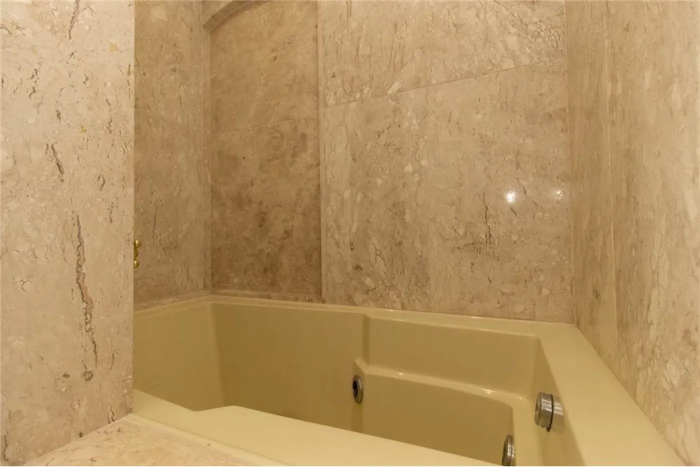 CBJAS 1197 Apto 601971018-1244 - REMAX Empire Exclusividades — foto 3