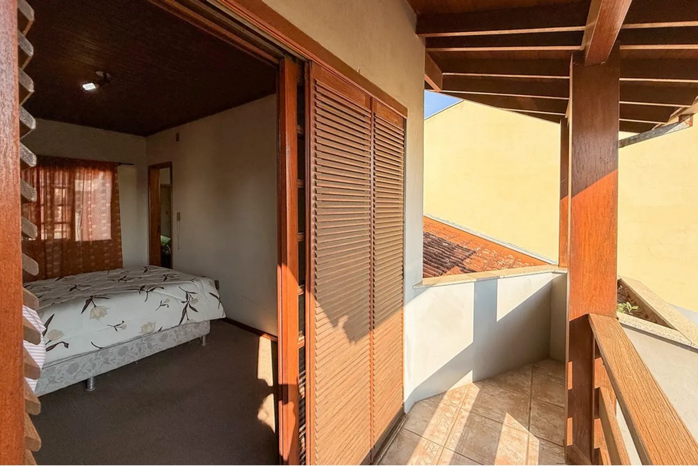 LRG 1518 Casa 612651063-5 - REMAX Pillares Exclusividades — foto 2