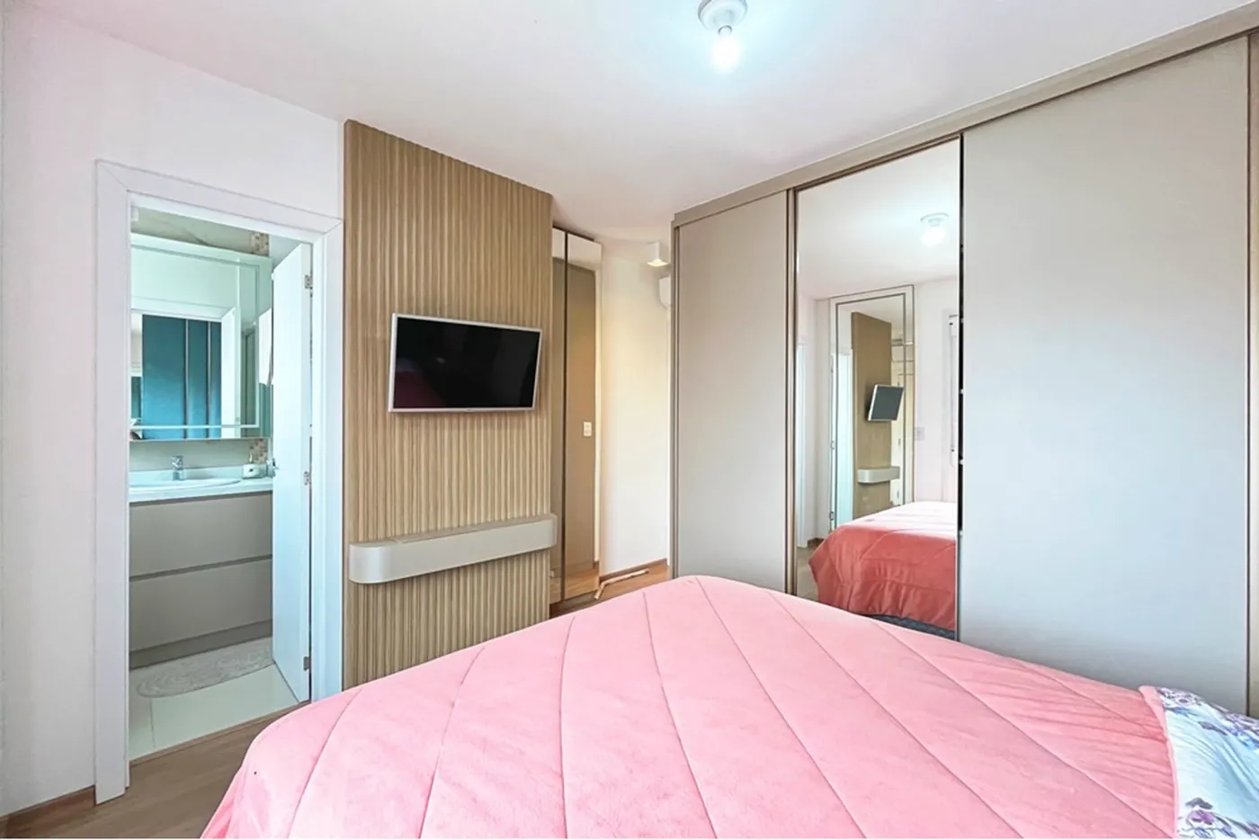 HZA 220 Casa 612481009-29 - REMAX Andar de Cima Exclusividades