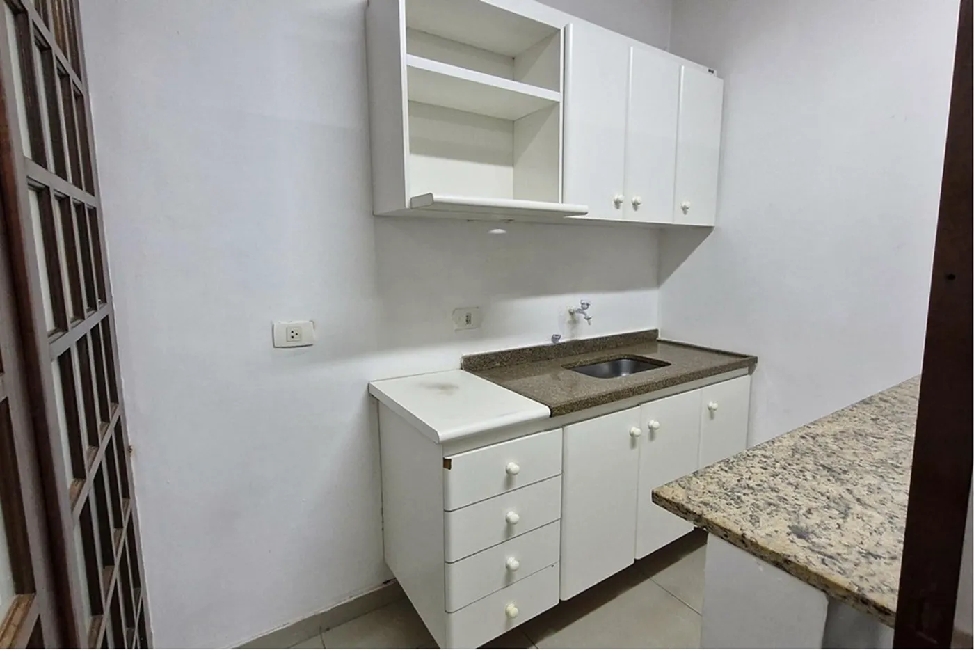 RCC 139 Sala 602301001-159 - Remax Trinity Exclusividades — foto 2