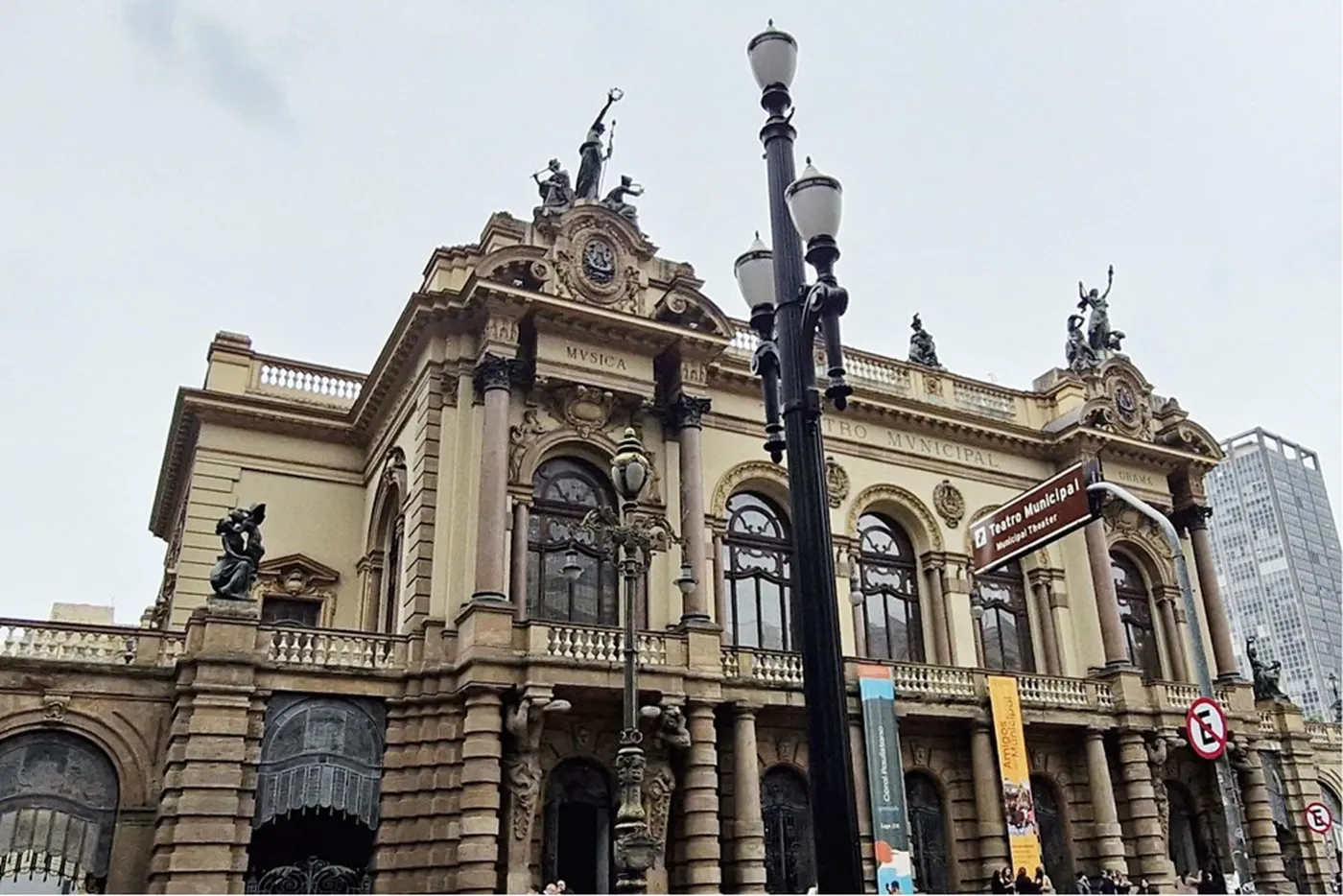 RCC 139 Sala 602301001-159 - Remax Trinity Exclusividades — foto 3