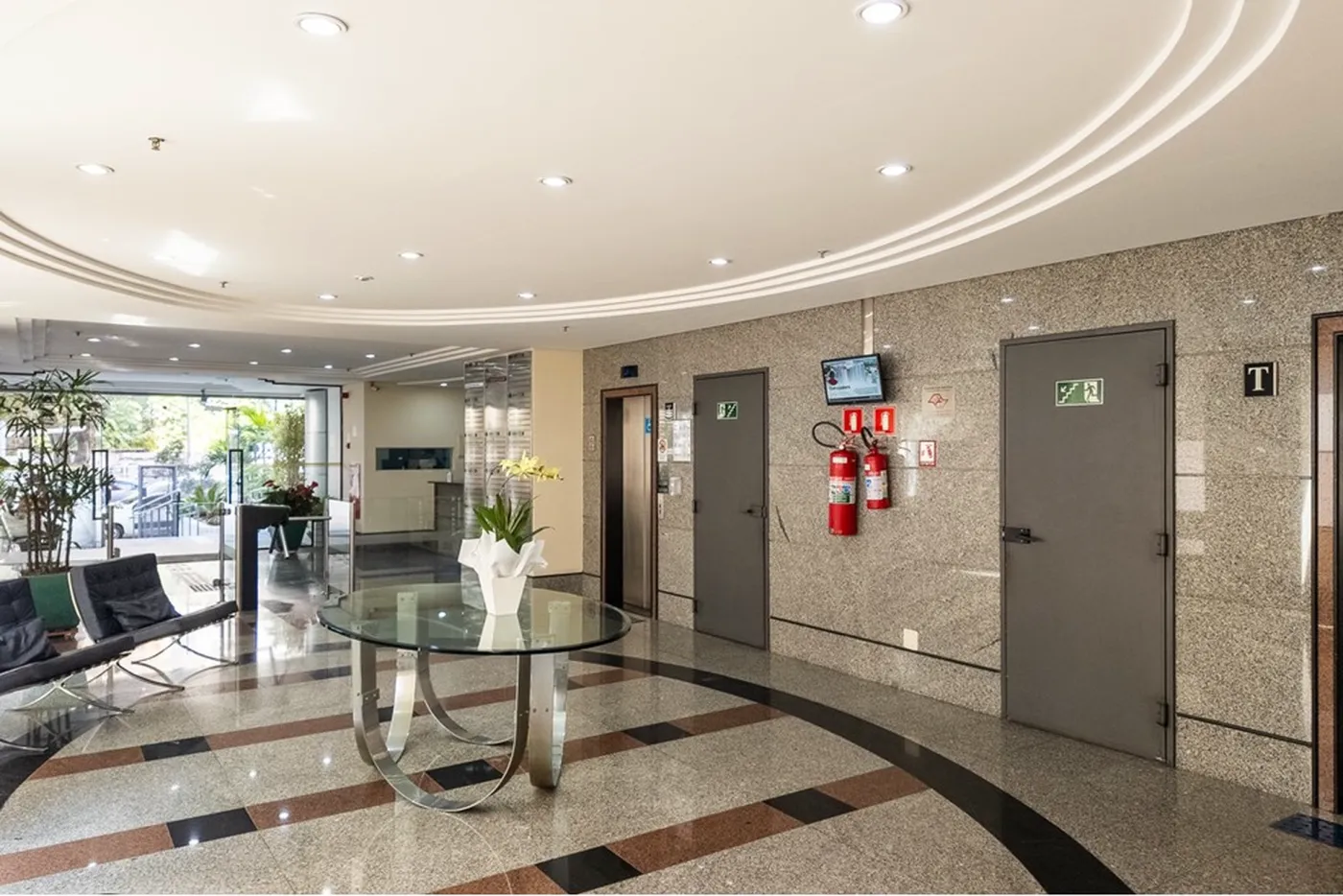 BVBR 190 Sala 601971007-158 - REMAX Empire Exclusividades — foto 5