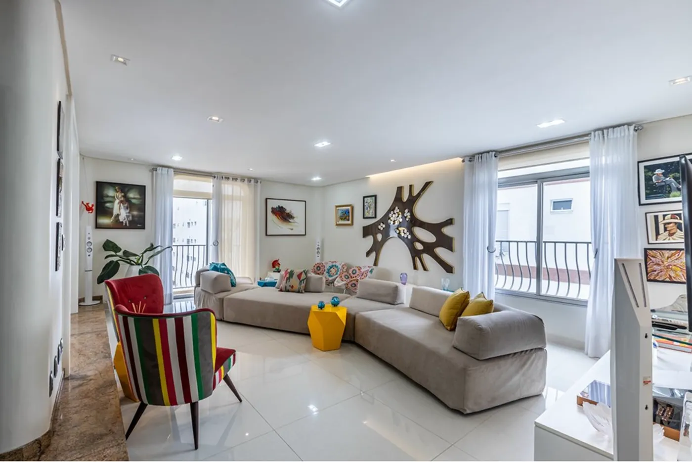 HA 324 Apto 601081056-38 - REMAX Lepex Exclusividades