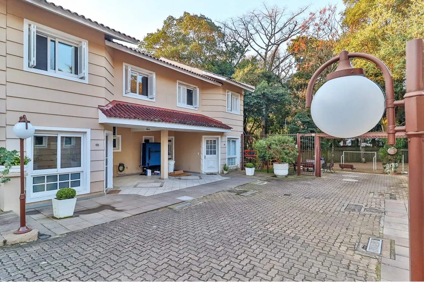 NCL 564 Casa 610191042-210 - REMAX Casa Sul Exclusividades