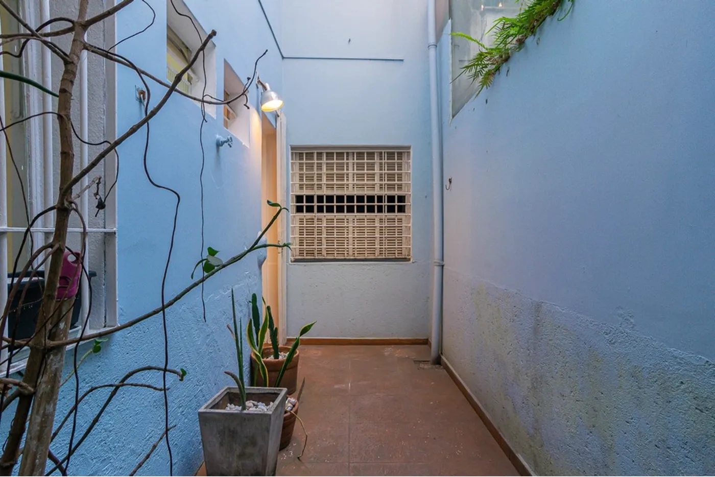HA 134 Sala 601081007-109 - REMAX Lepex Exclusividades — foto 2