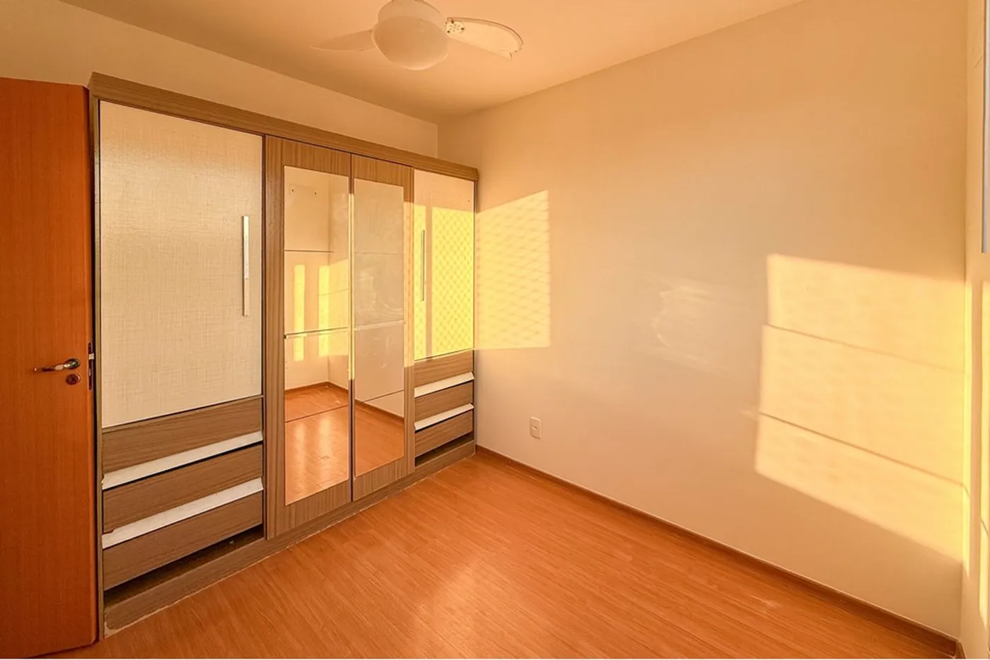 EVRRDSC 196 Apto 612651033-95 - REMAX Pillares Exclusividades — foto 2