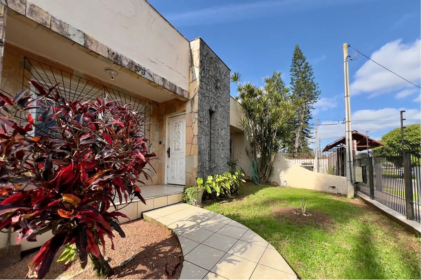 IX 573 Casa 610241027-23 - REMAX 520 Exclusividades — foto 2