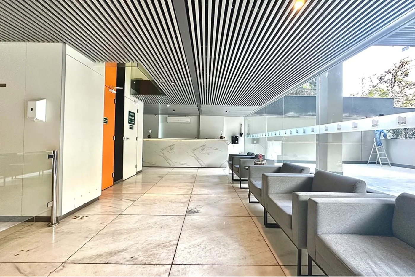 HM 949 Apto 601081056-40 - REMAX Lepex Exclusividades — foto 3