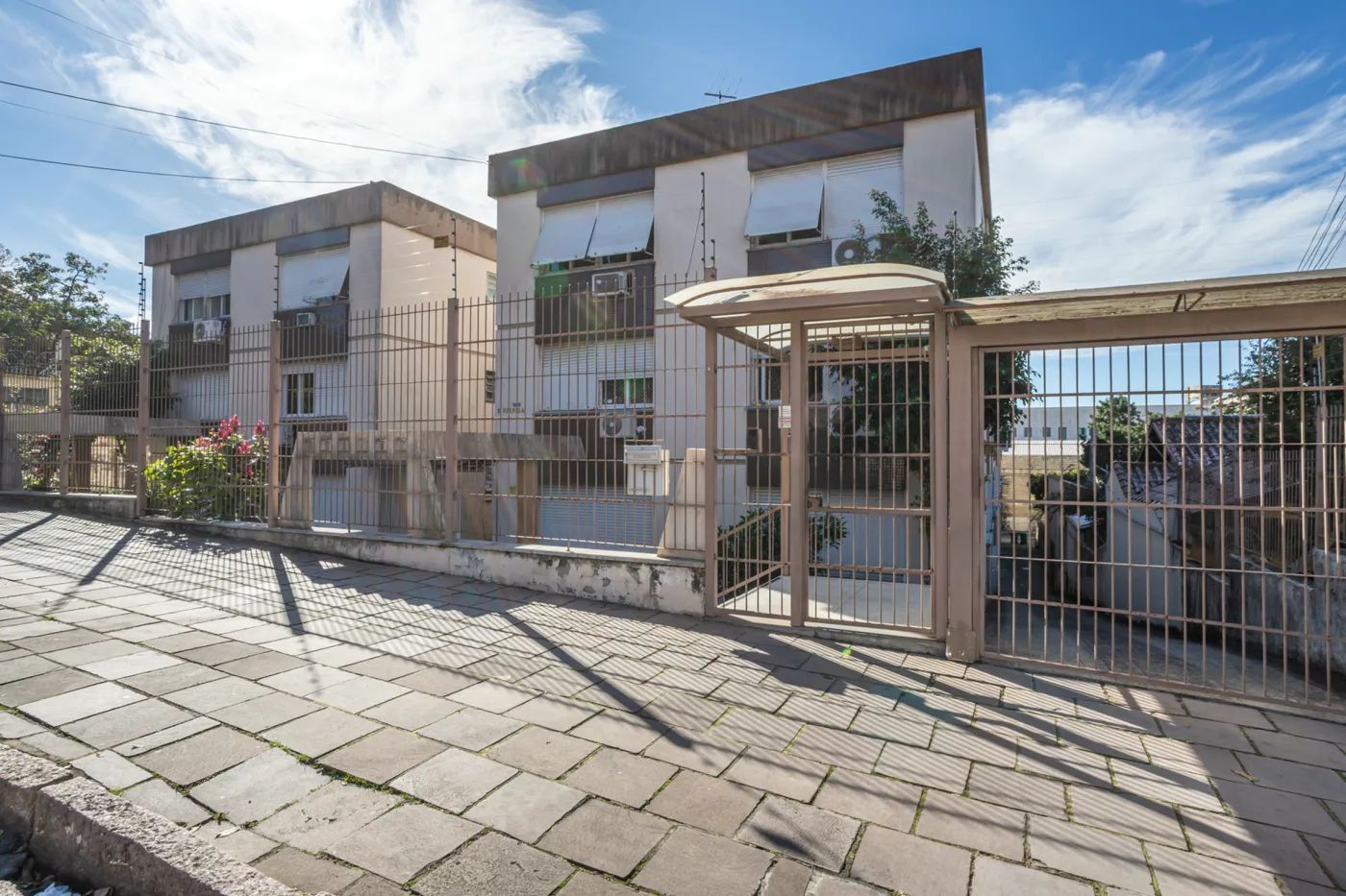 Condomínio Dona Heloísa Apto 104 Bloco A - Dallasanta Avulsos
