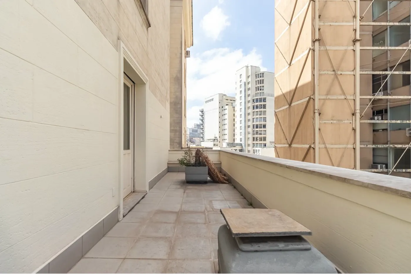RSL 131 Sala 602291020-36 - REMAX B12 Exclusividades — foto 2