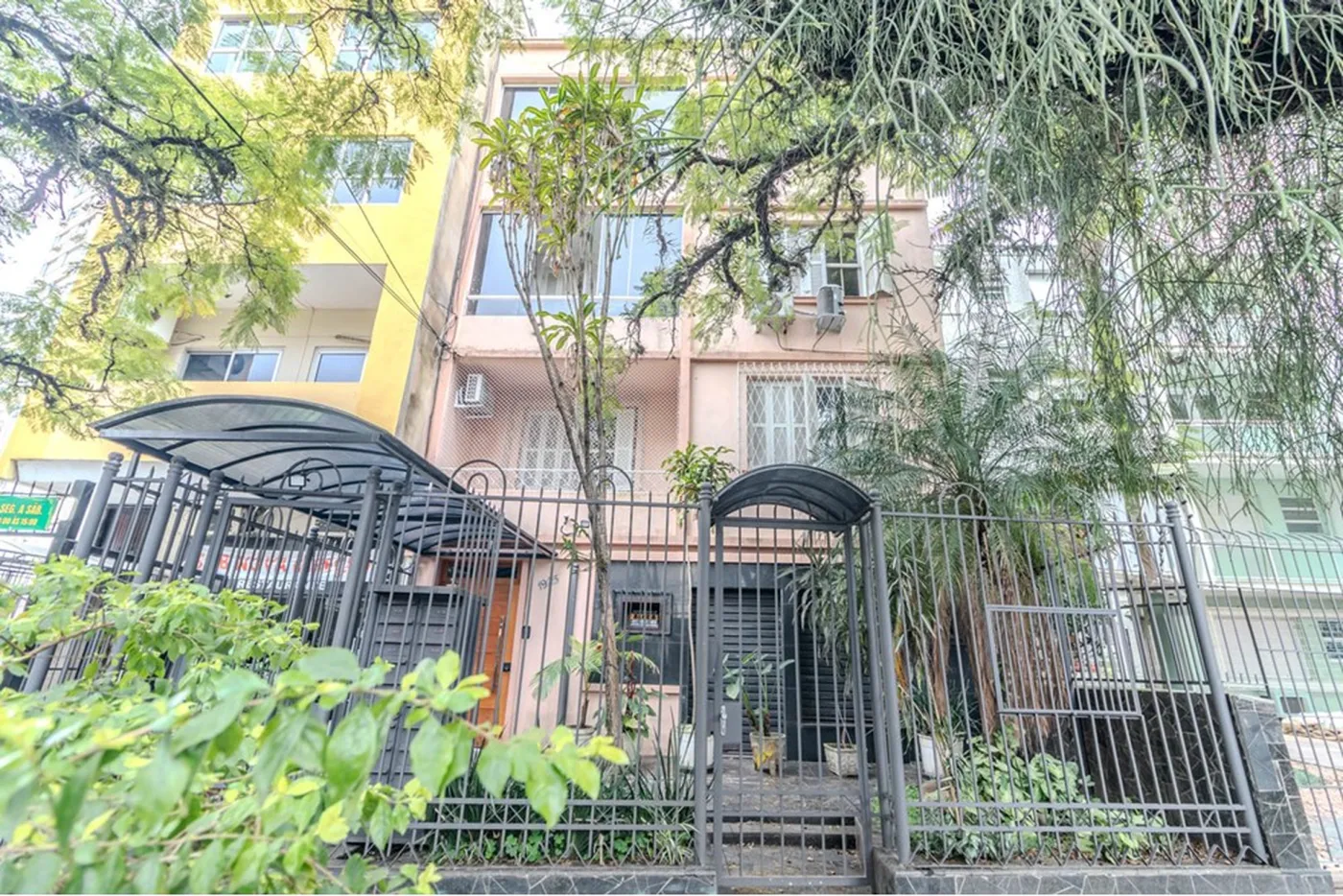 BFRB 1925 Apto 610101012-19 - REMAX Tri Exclusividades
