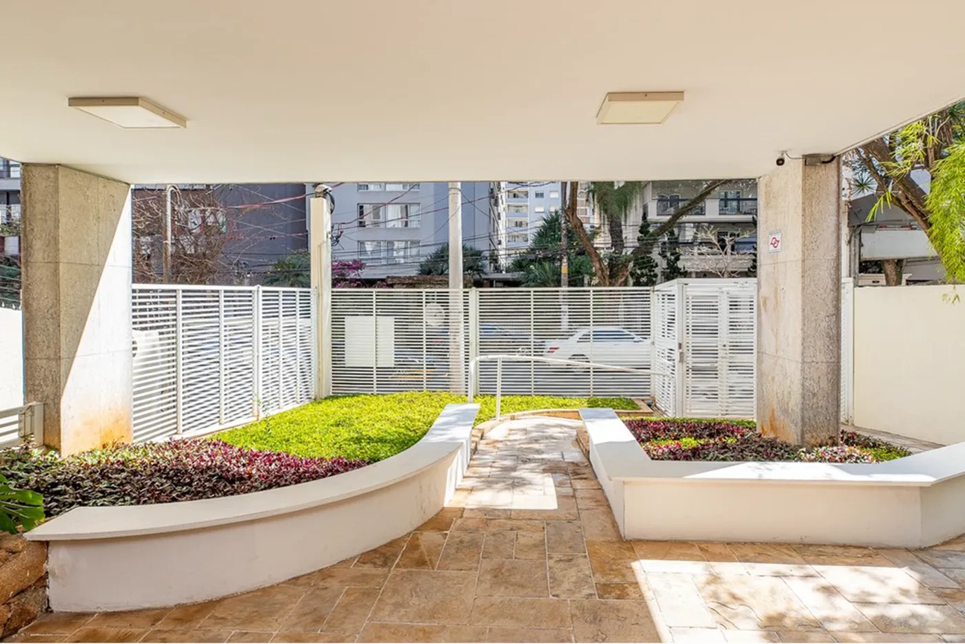 JBC 1903 Apto 601241038-62 - REMAX Ville Exclusividades — foto 4