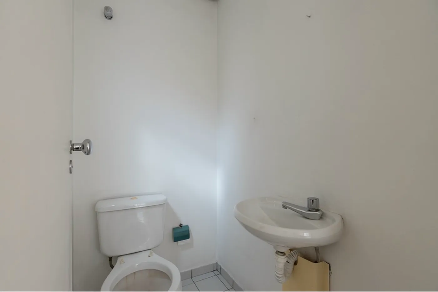 BVBR 190 Sala 601971007-160 - REMAX Empire Exclusividades — foto 5