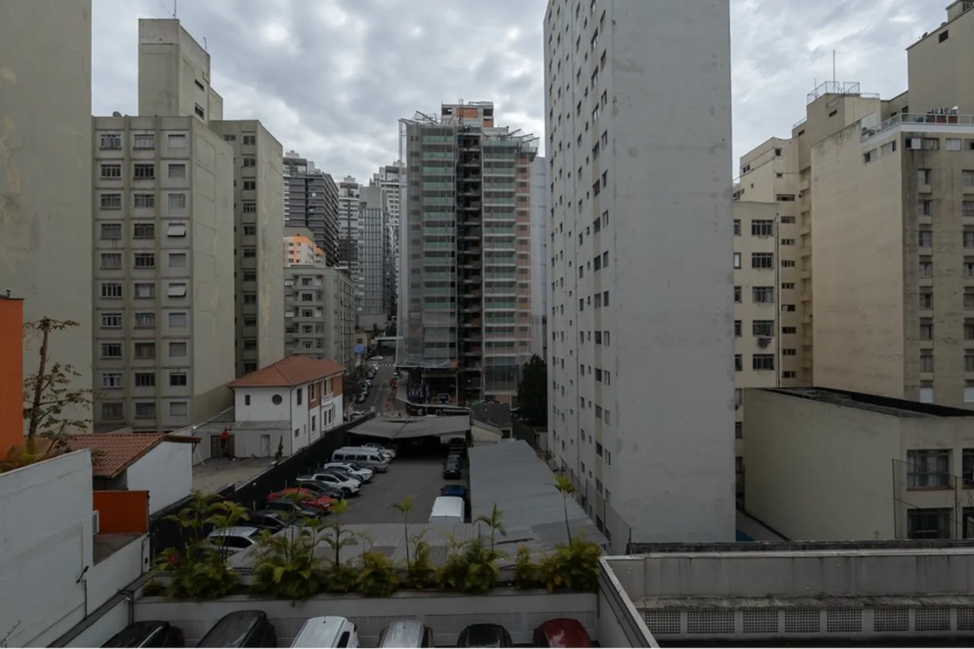 BVBR 190 Sala 601971007-160 - REMAX Empire Exclusividades — foto 4