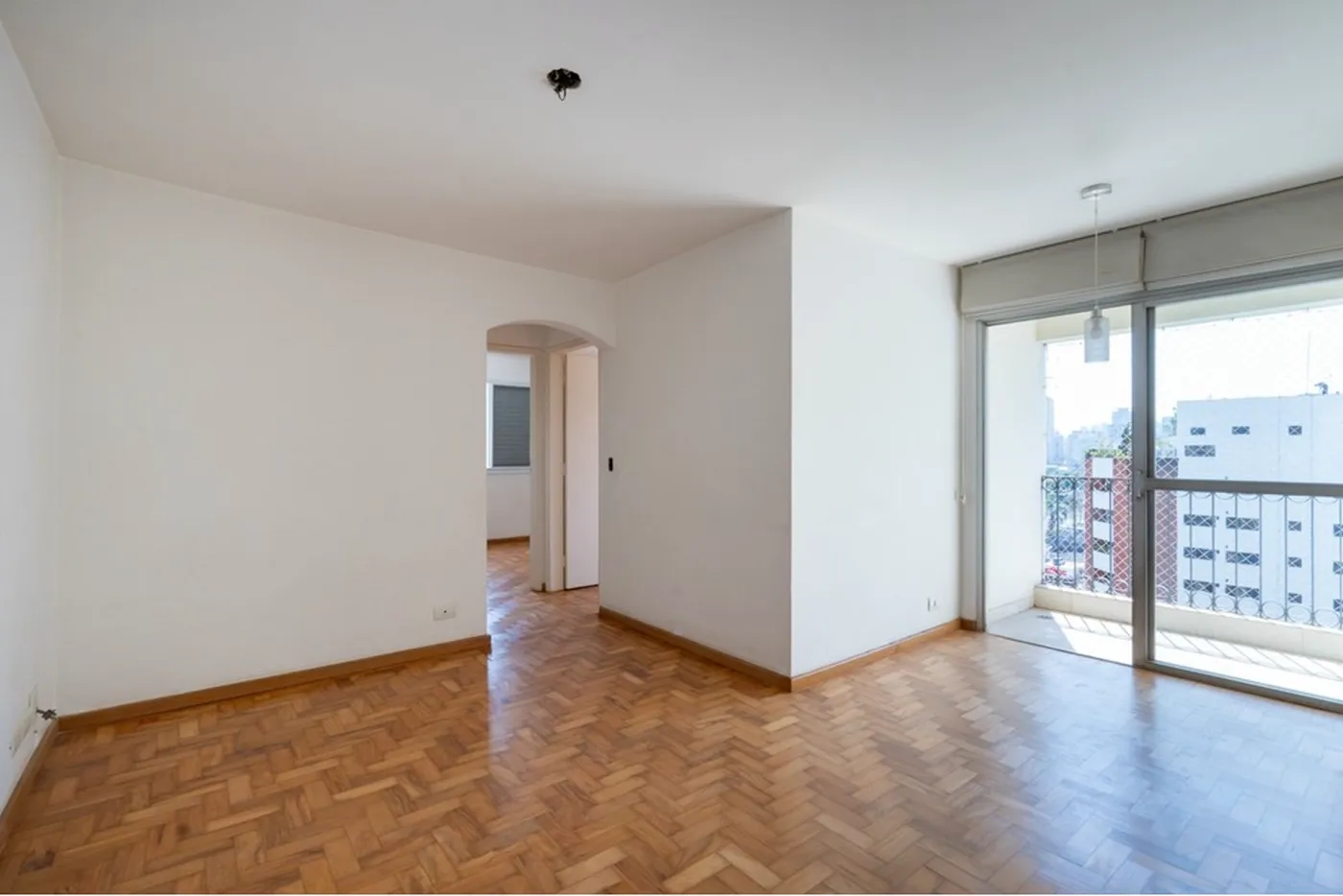 BN 155 Apto 601131015-80 - REMAX Ares Exclusividades