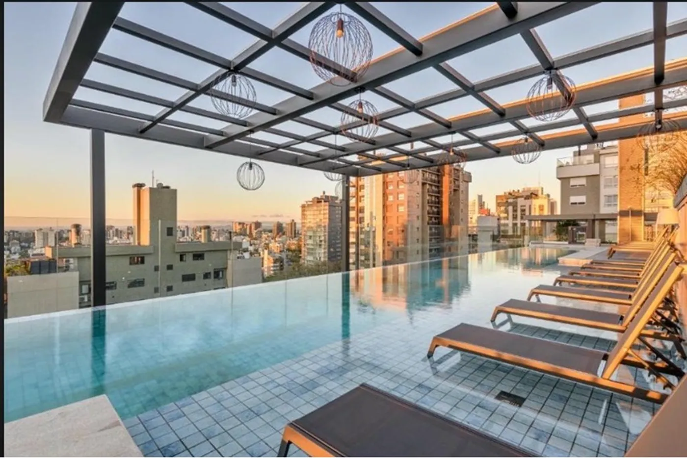 BVSJ 785 Apto 610441001-7 - REMAX Diamond Orla Exclusividades