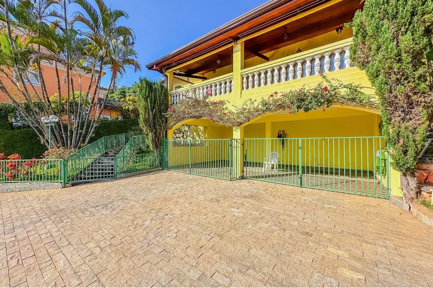 GVF 3600 601371005-24 - REMAX Boutique Exclusividades