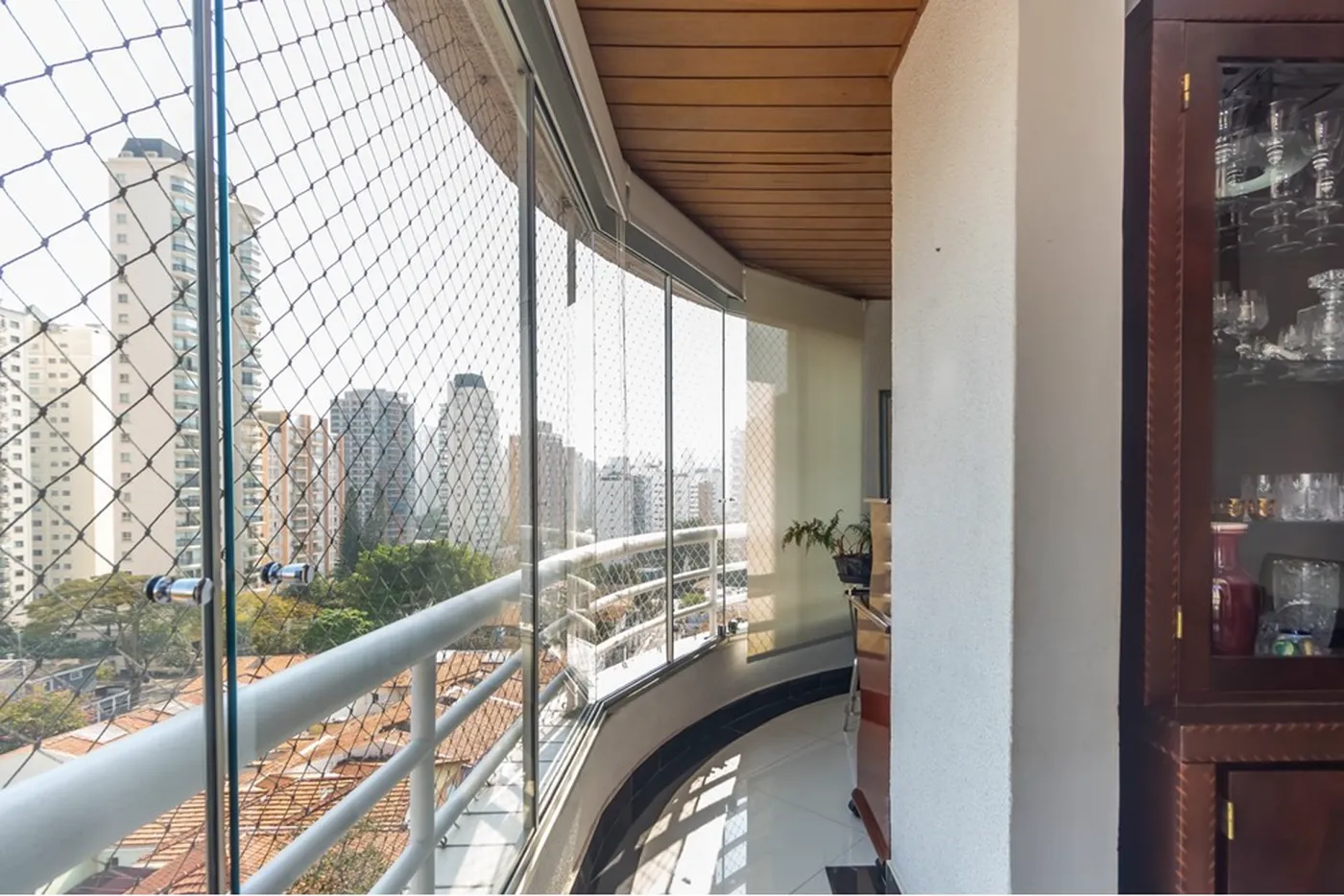 CBEB 755 Apto 601371096-8 - REMAX Boutique Exclusividades — foto 3