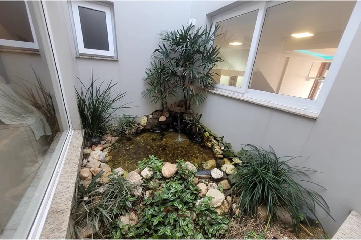 CAE 77 612511062-1 - REMAX Moderna Exclusividades — foto 4