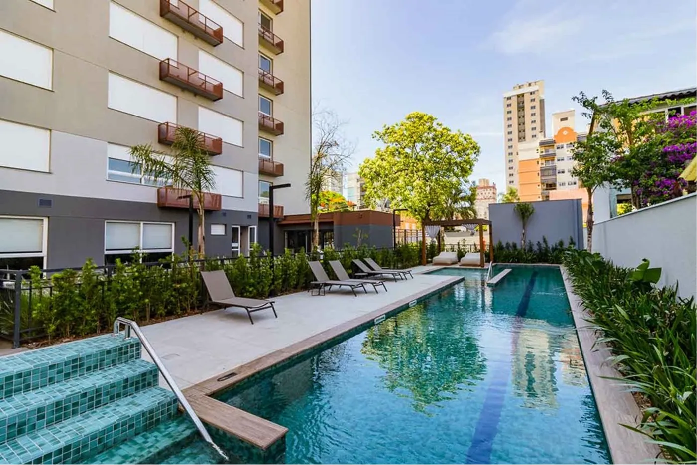 PC 114 Apto 612511042-32 - REMAX Moderna Exclusividades