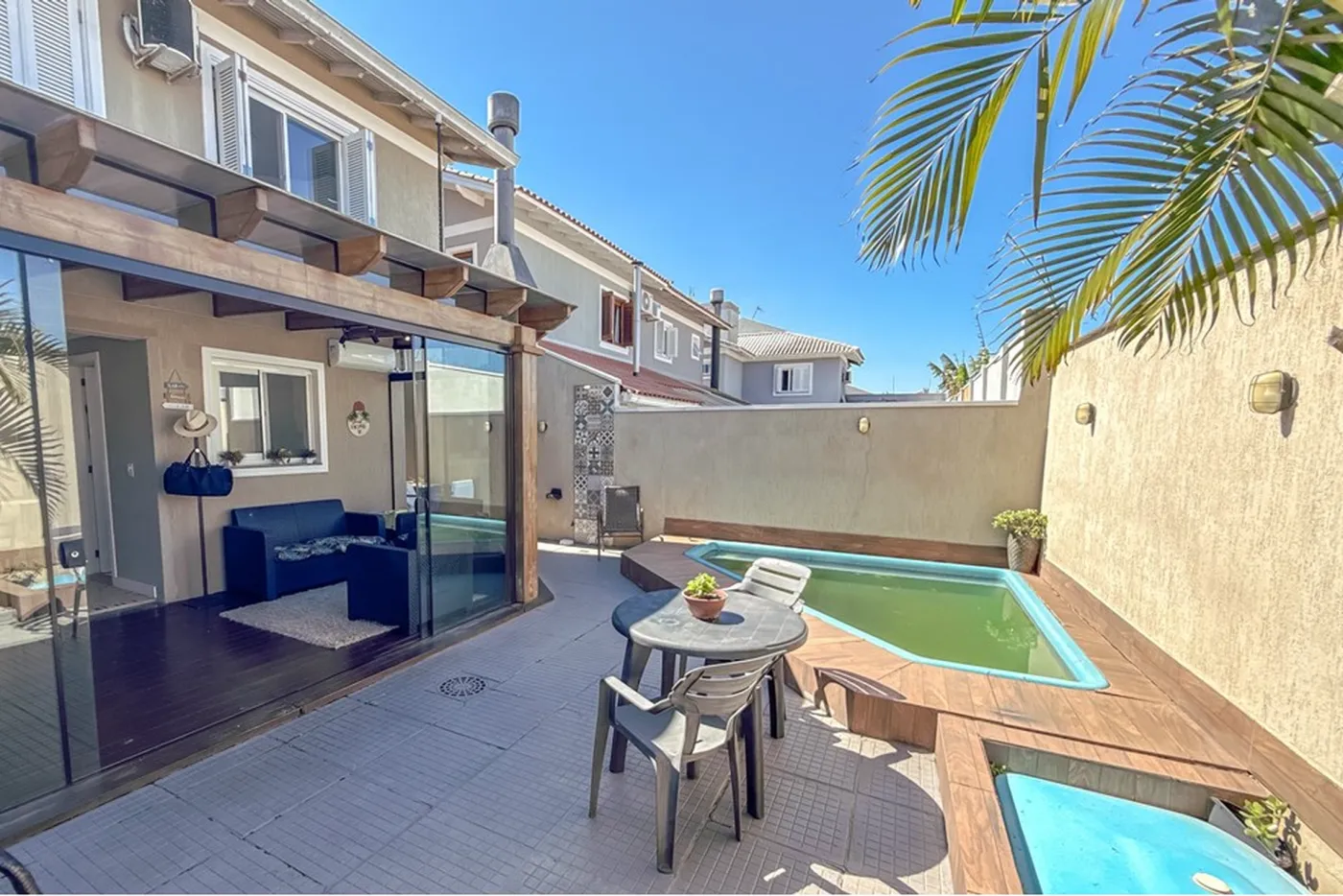HR 2050 612651055-1 - REMAX Pillares Exclusividades
