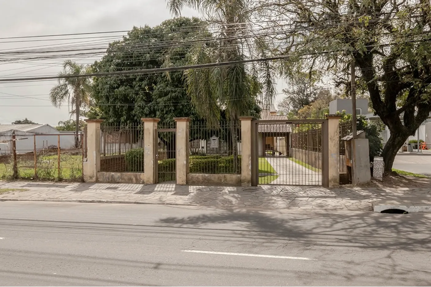 CJB 1190 Casa 612521044-67 - REMAX Place Exclusividades