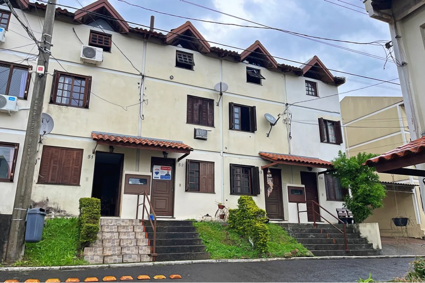 VNMC 100 Casa 610191037-90 - REMAX Casa Sul Exclusividades