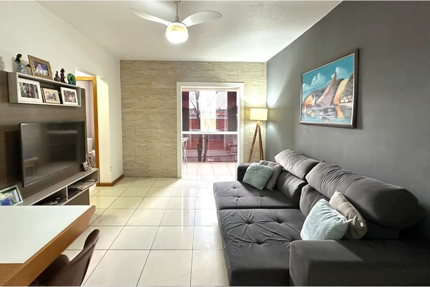 CADF 1056 Sala 612511062-3 - REMAX Moderna Exclusividades