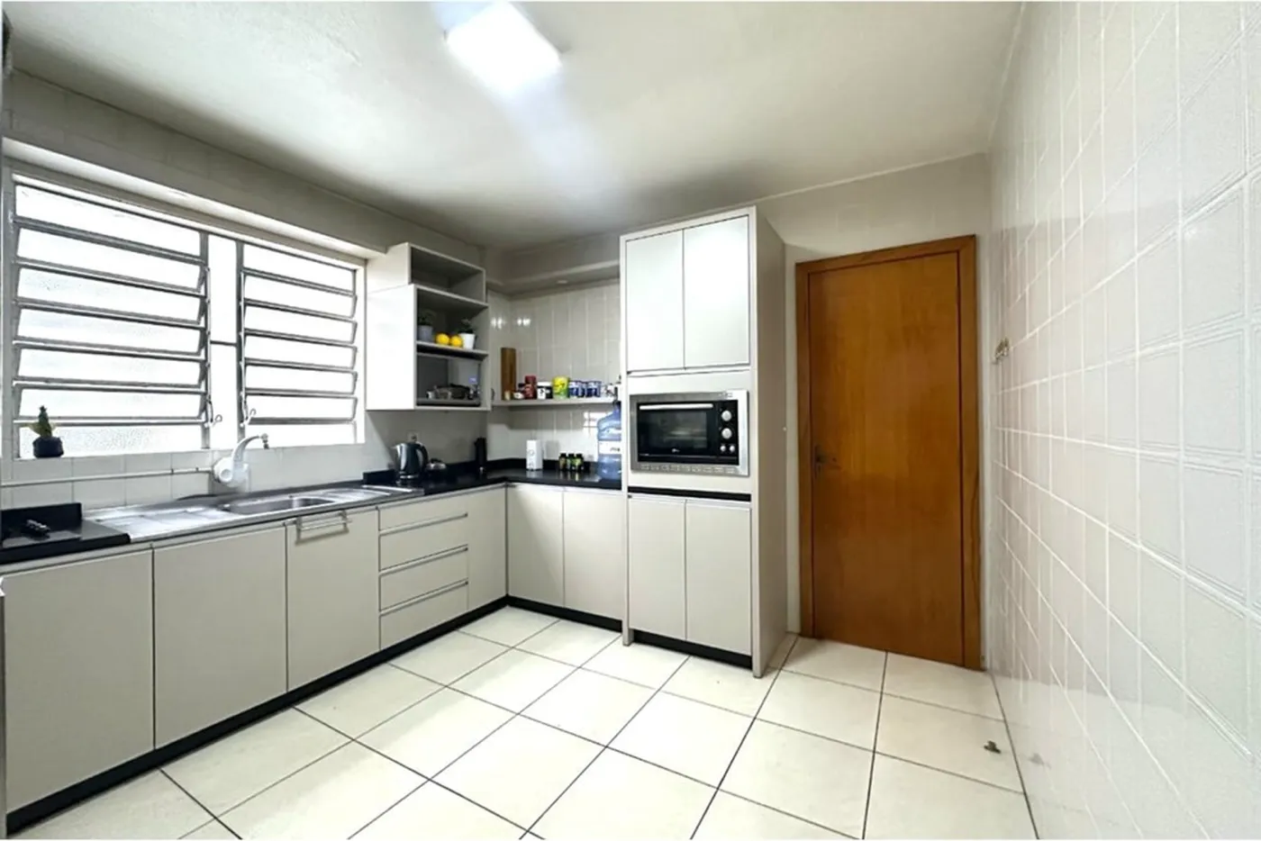 CADF 1056 Sala 612511062-3 - REMAX Moderna Exclusividades — foto 2