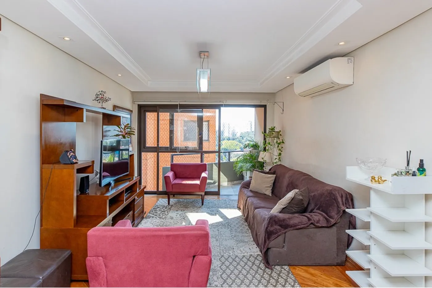 SADCADC 200 Apto 601131082-8 - REMAX Ares Exclusividades