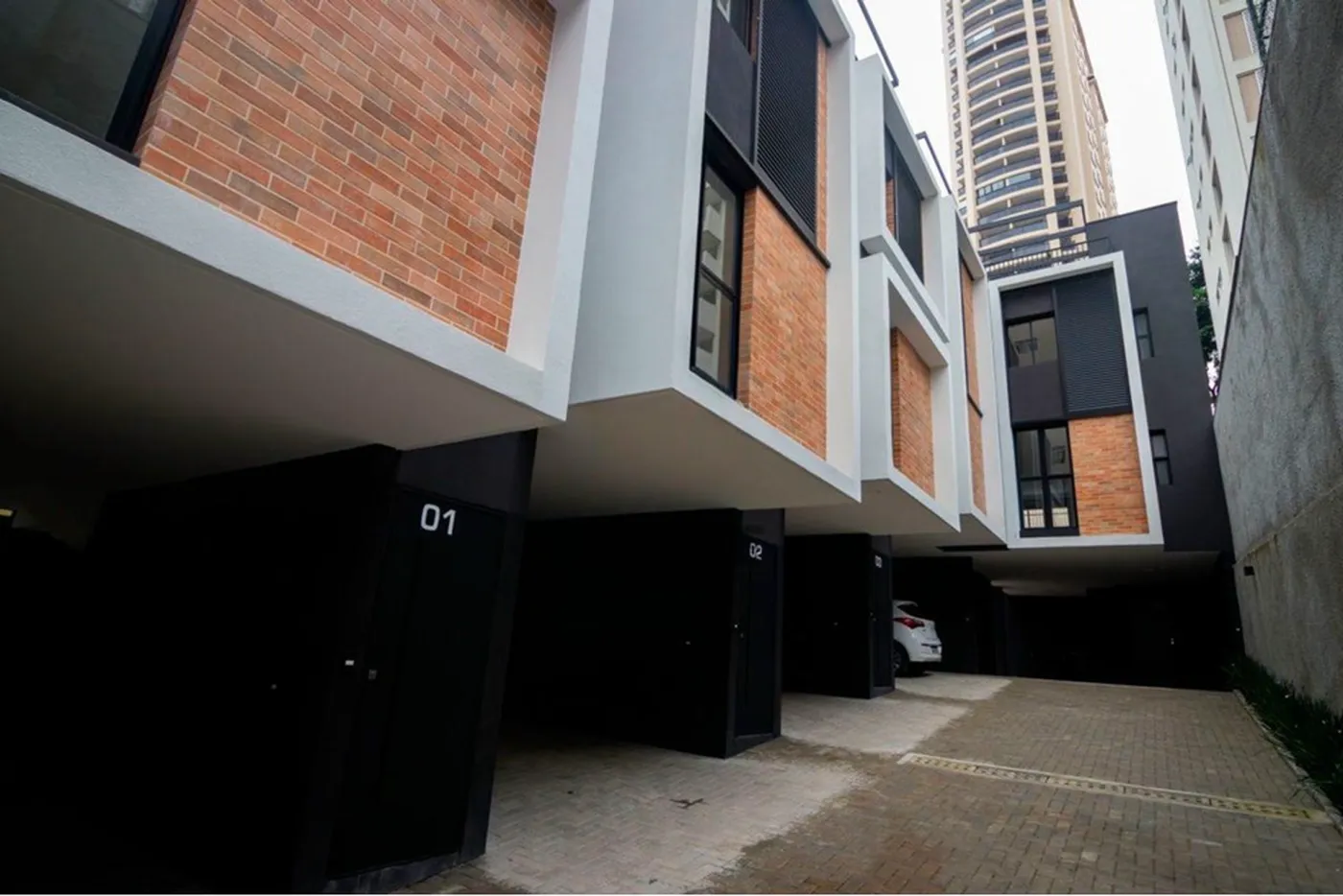 HDVF 323 601371058-22 - REMAX Boutique Exclusividades — foto 2