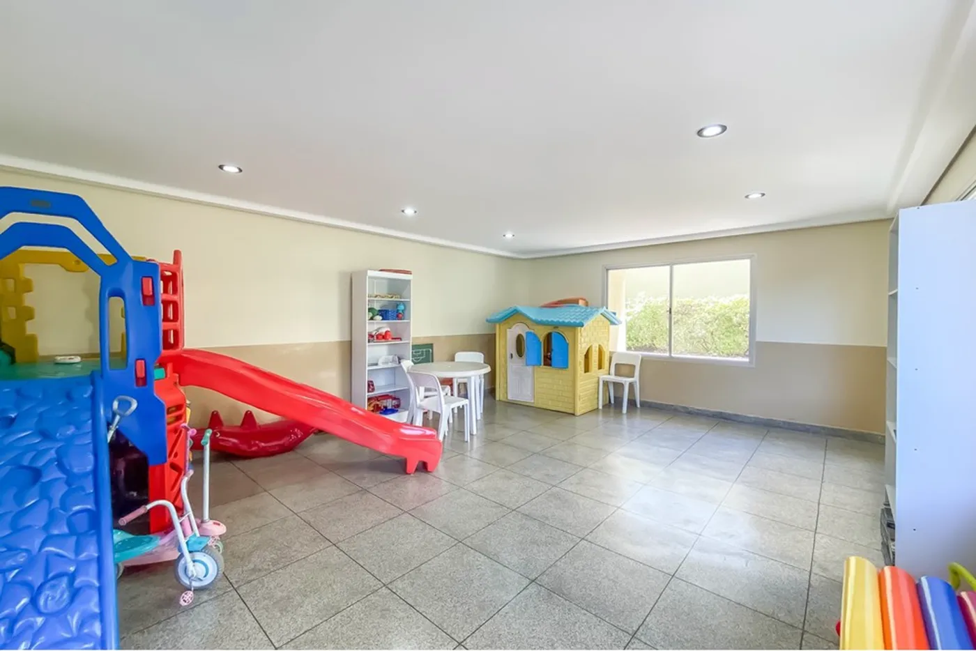 MM 420 Apto 602221006-17 - REMAX Galeria Exclusividades — foto 2