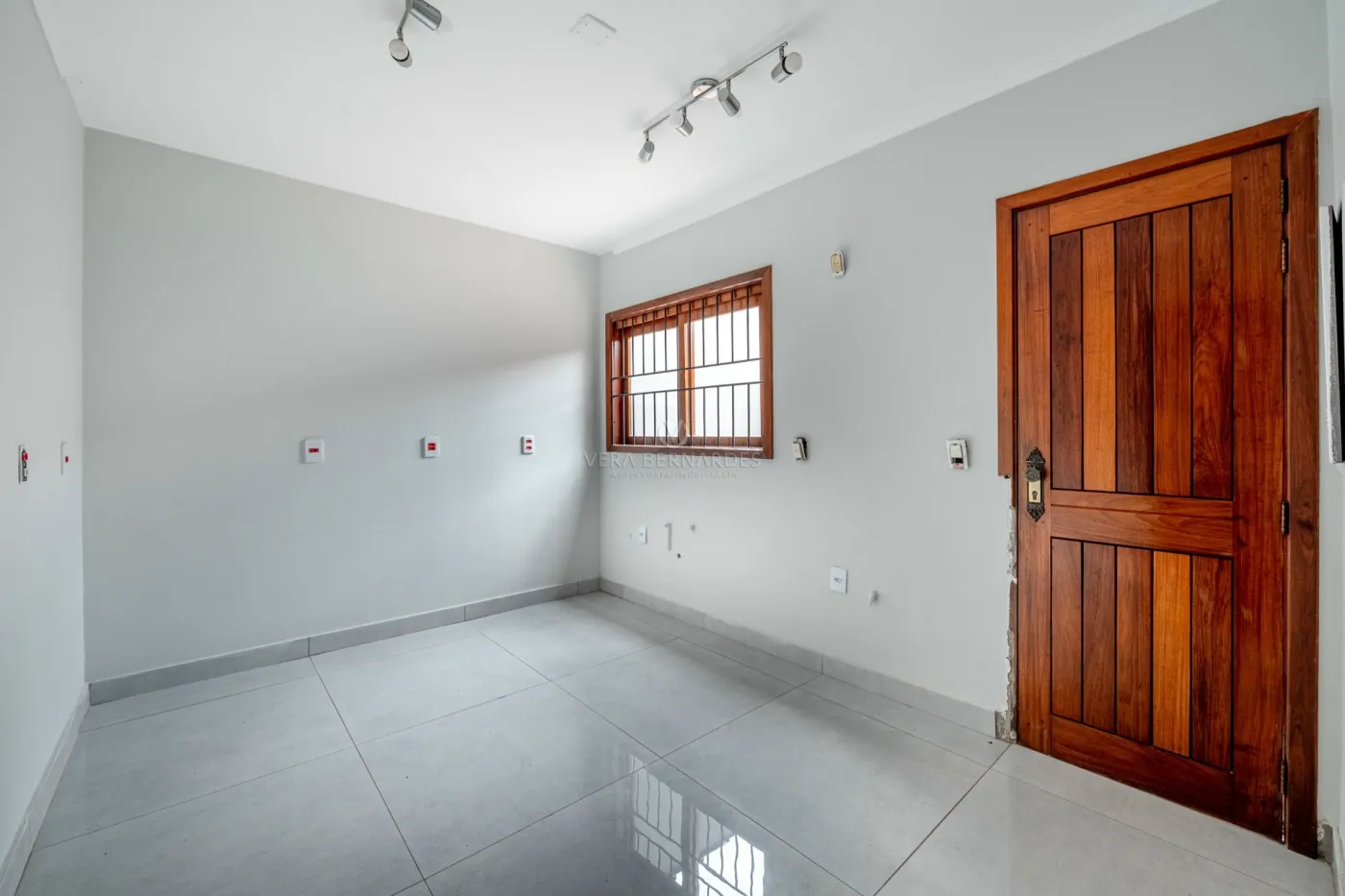 IETMF 40 Casa 43747 - VB Assessoria Imobiliária Exclusividades
